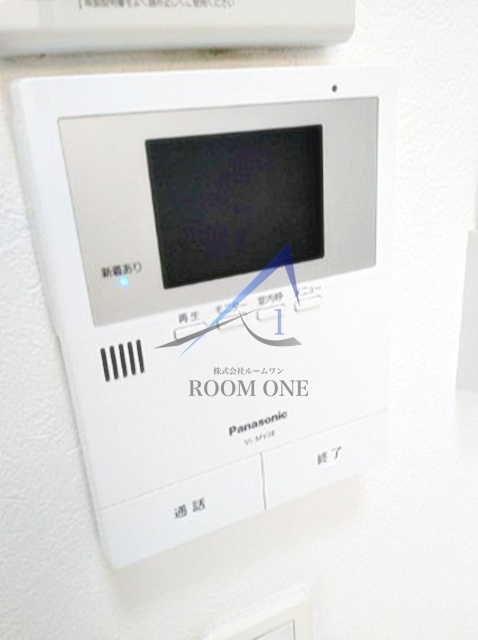 セキュリティ　モニター付きインターホンです。