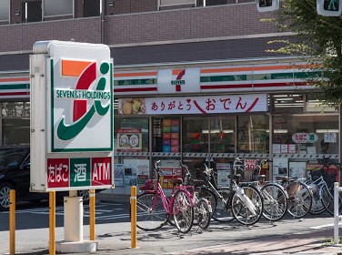 コンビニ　セブンイレブン 板橋南常盤台1丁目店（コンビニ）まで423m
