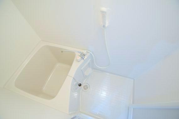 バス・シャワールーム　一日の疲れを癒してください。