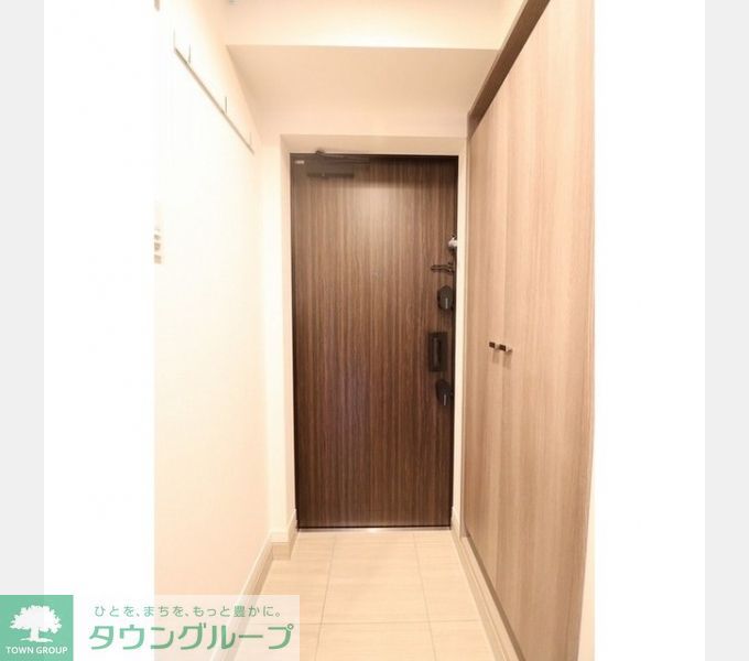 玄関　お部屋探しは株式会社　タウンハウジング　までお気軽にお問合…