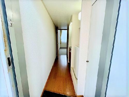 玄関　設備・使用が異なる場合、現状を優先します。