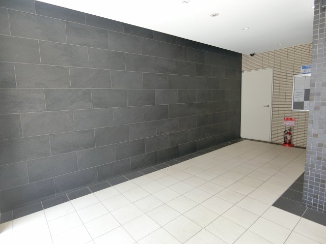 エントランス　毎日通るエントランスはこのようになっています