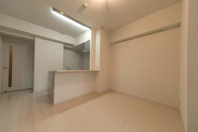 居室・リビング　１０．２J