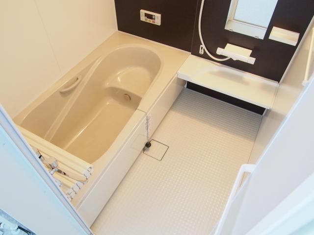 バス・シャワールーム　浴室