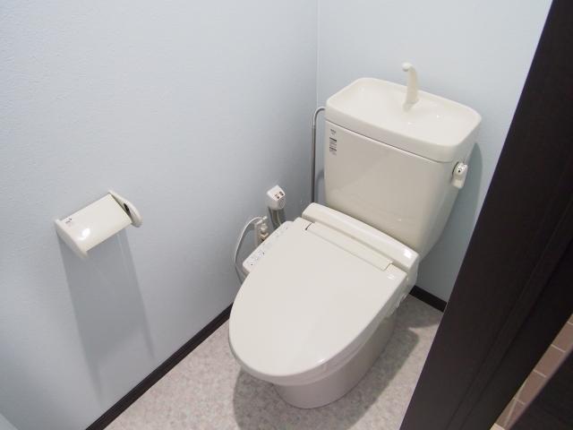 トイレ　トイレ