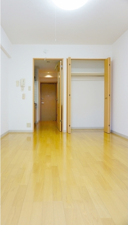 居室・リビング　洋室7.4帖