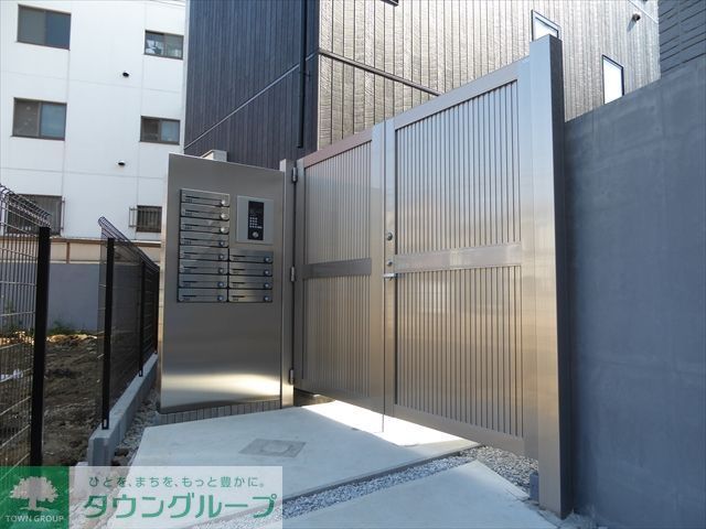 エントランス　庭