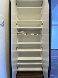 玄関　（別タイプ参考写真）リヴァプール東池袋　豊島区東池袋2