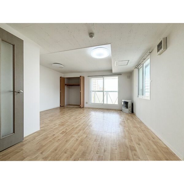 その他　※写真は別号室です。