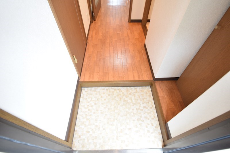 玄関　※他部屋参照