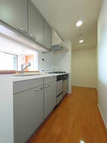 キッチン　ルネ新宿御苑タワー