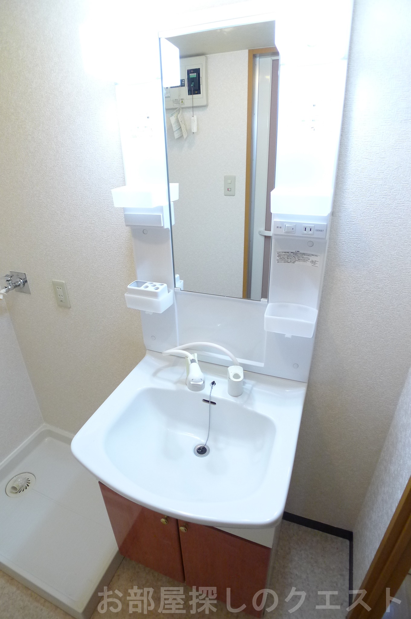 洗面設備　（写真は同物件イメージ）
