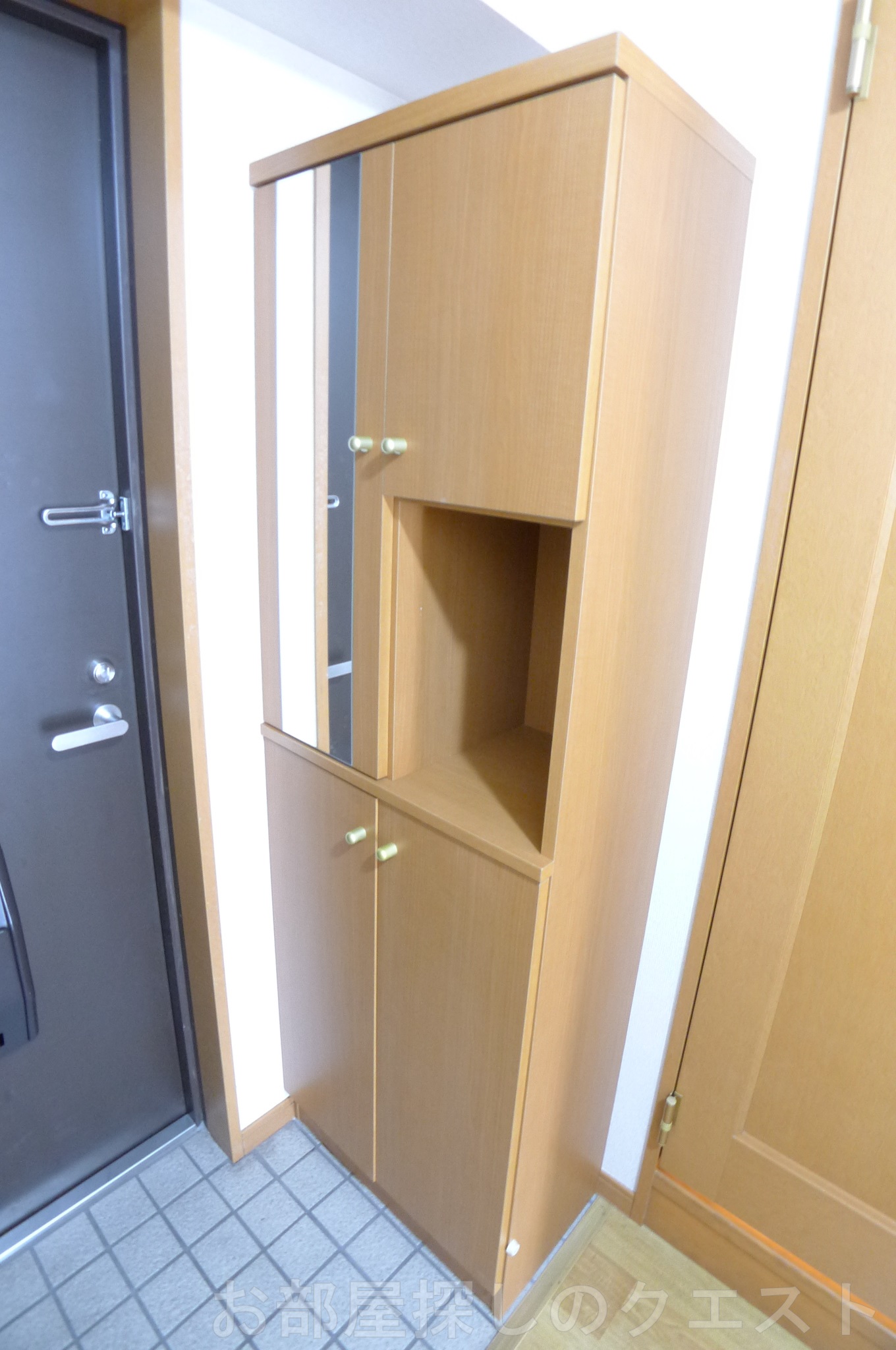 玄関　（写真は同物件イメージ）