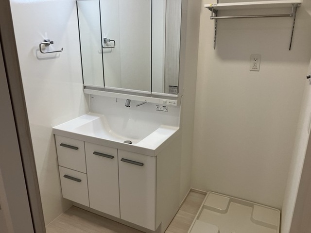 洗面設備　３０１洗面台