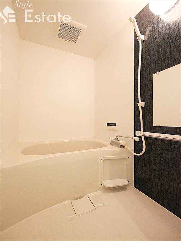 バス・シャワールーム　バスルーム