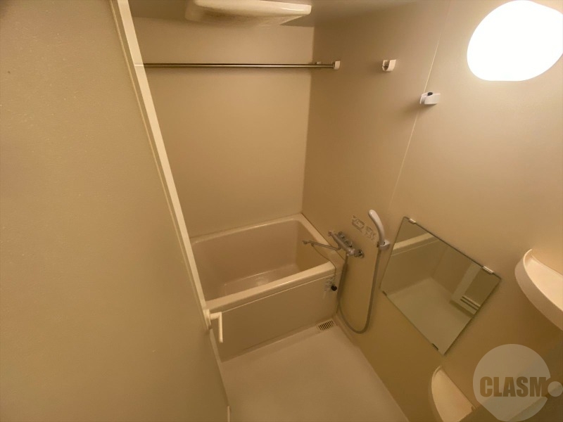 バス・シャワールーム　浴室乾燥機能付き