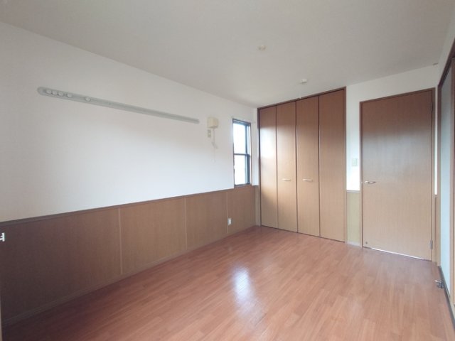 居室・リビング　洋室（南）