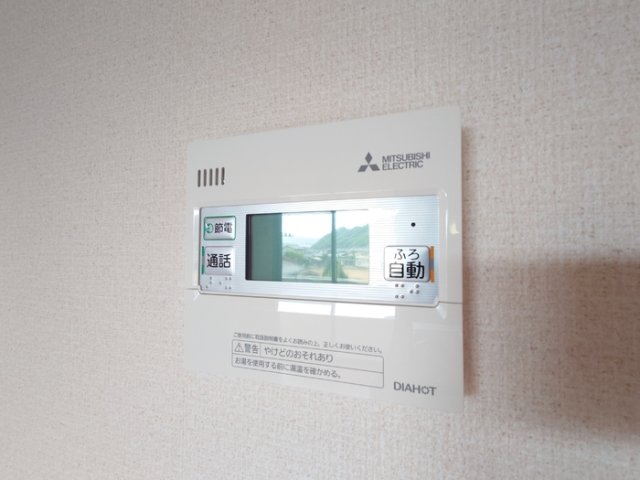 その他設備　電気温水器リモコン（キッチン）