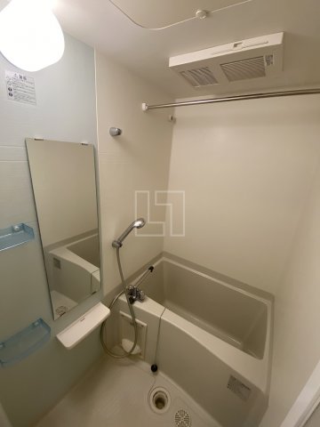 バス・シャワールーム　プライムアーバン御堂筋本町　バスルーム