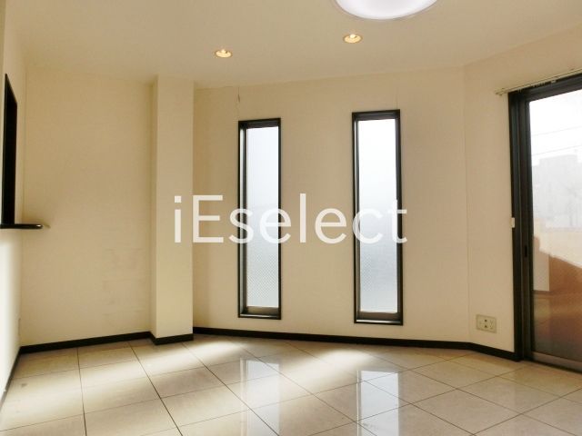 居室・リビング　居室別角度です