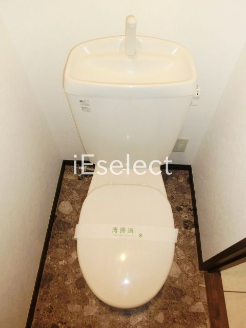 トイレ　清潔感のあるトイレです