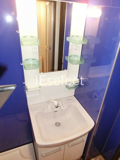 洗面設備　忙しい朝には欠かせません