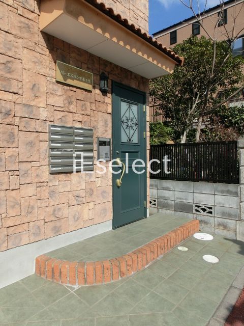 セキュリティ　オートロックのエントランス