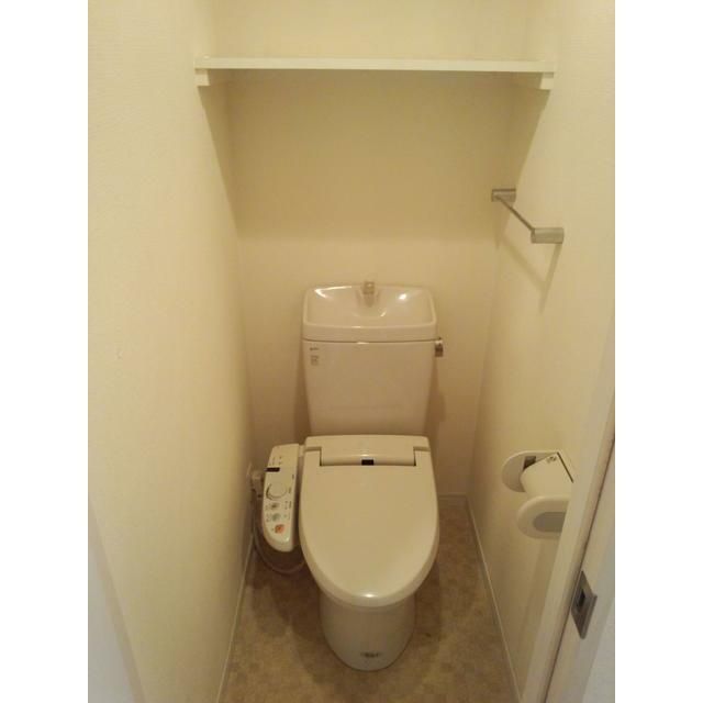 トイレ　（別タイプ参考写真）アクア・アルテシモ・コンコルディア　北区