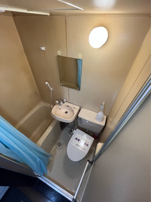 バス・シャワールーム　※他部屋参考写真