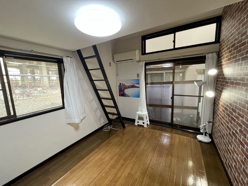 居室・リビング　※他部屋参考写真