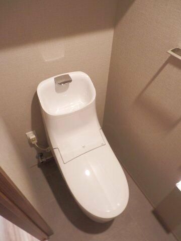 トイレ　トイレもきれいです