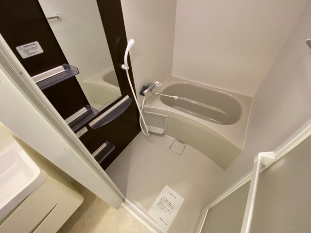 バス・シャワールーム　日々の疲れを癒すお風呂付です