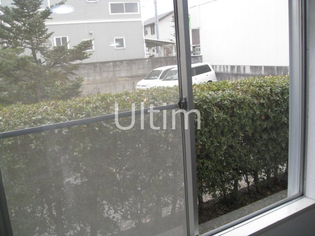 バルコニー　別部屋のお写真です。ご参考までに！