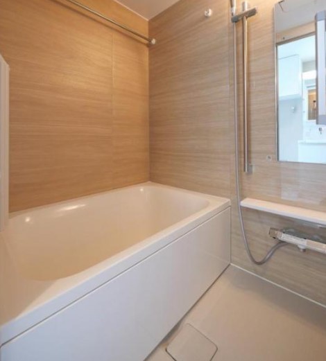 バス・シャワールーム　バス