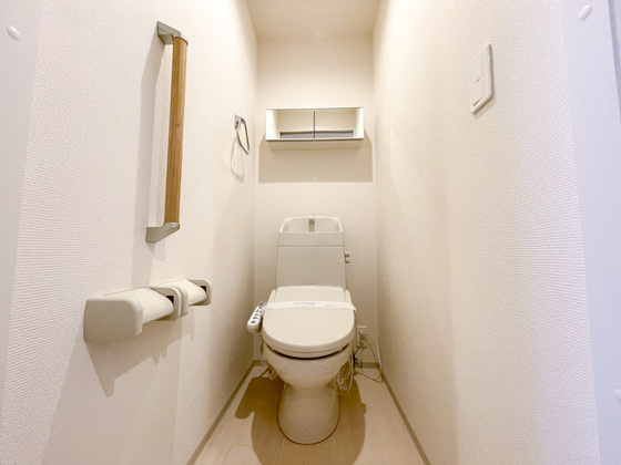 トイレ　※別部屋の写真です