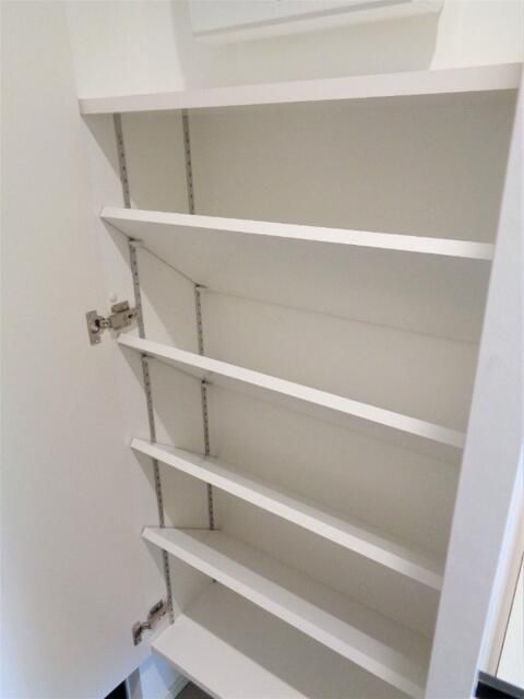 玄関　明るい玄関です