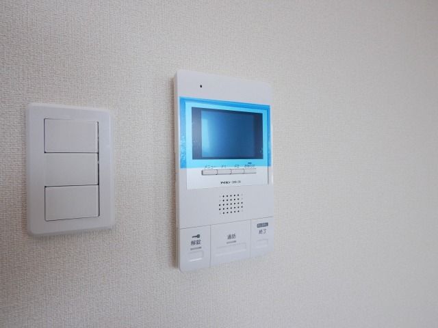 セキュリティ　同物件別室のお部屋です