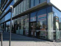 コンビニ　セブンイレブン晴海3丁目店（コンビニ）まで767m