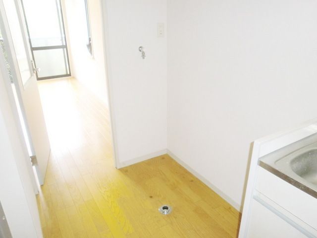 洗面設備　★室内洗濯機置き場です★