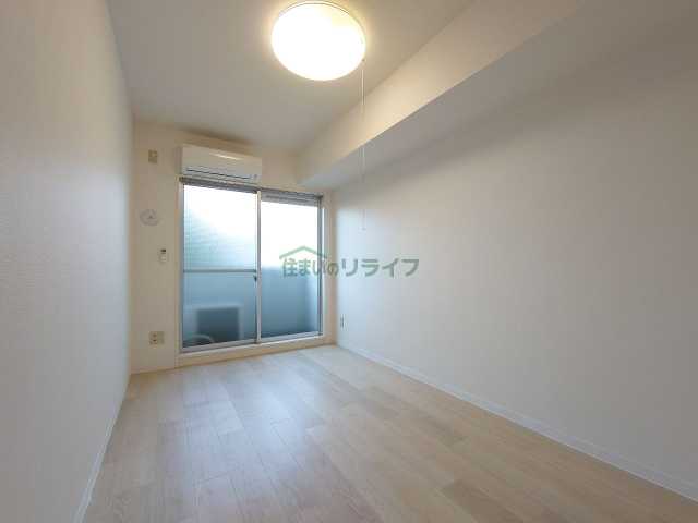 居室・リビング　別室参考画像です