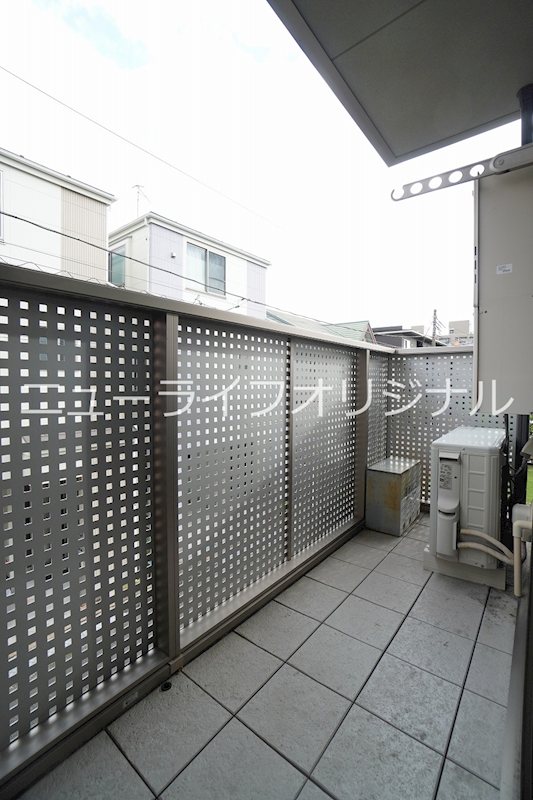 バルコニー　南向きで日当たり良好♪お洗濯物もよく乾きます♪