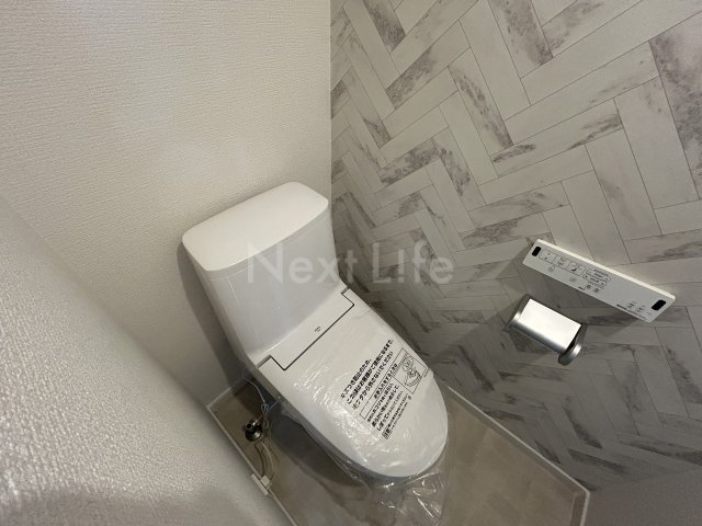 トイレ　アウローラ D