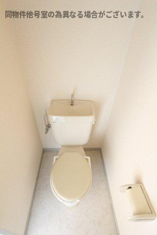 トイレ　トイレもきれいです