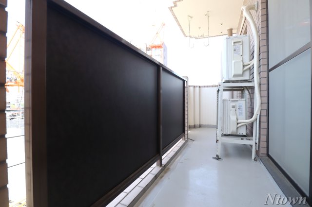 バルコニー　広々としたバルコニーです