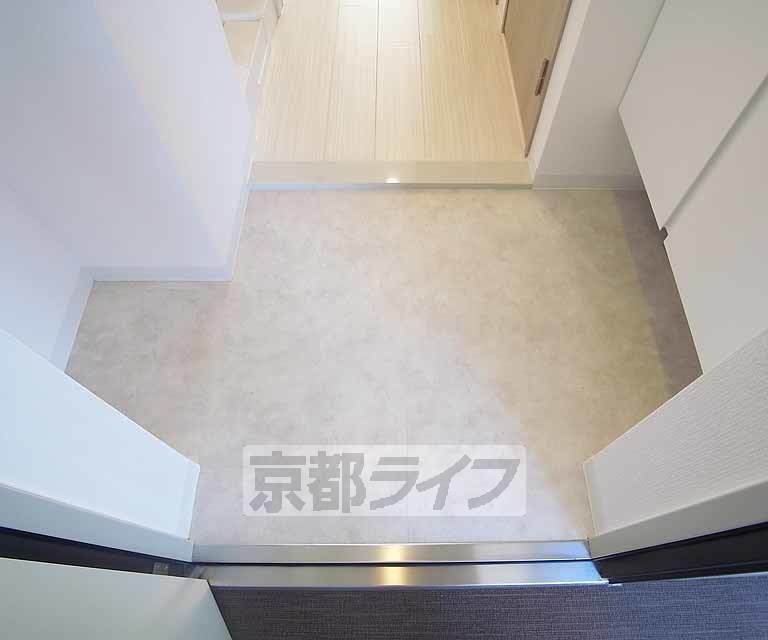 玄関　明るい玄関です。