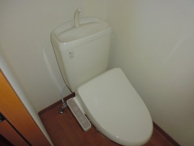 トイレ　ウォシュレット