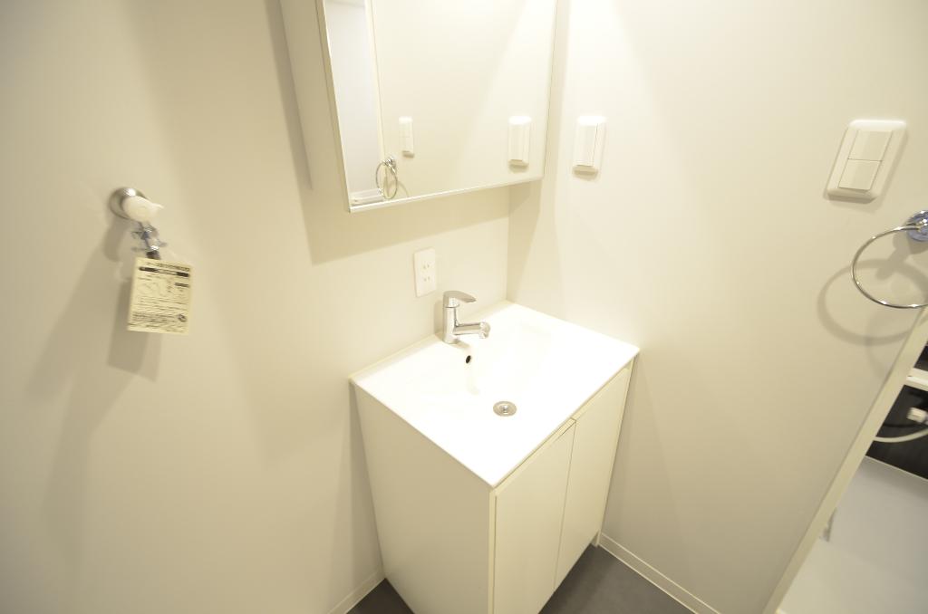 洗面設備　洗髪洗面化粧台