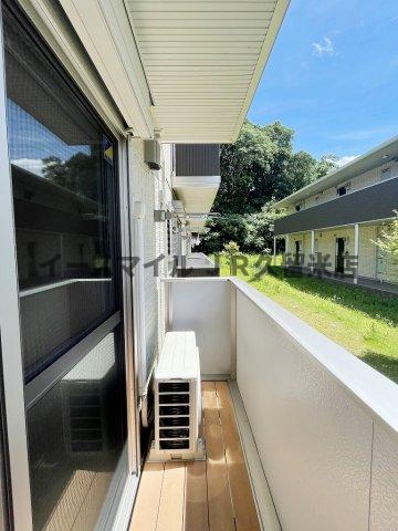 バルコニー　落ち着いた時間を過ごせるバルコニーです※イメージ画像