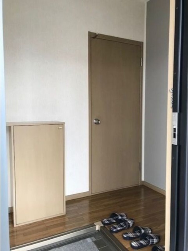 玄関　図面と現状に相違がある場合には現状を優先