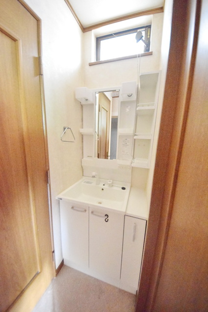 洗面設備　～ハミガキ、ハミガキ～